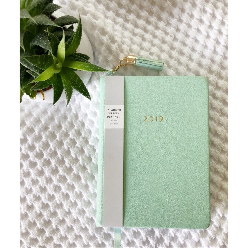 Seafoam Green 2018-2019 Pocket Planner